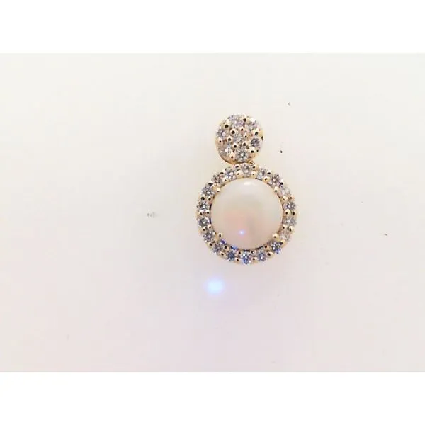 0.49ct Rond Opal 0.16ctw Diamond Halo Pendant Morris Jewelry Bowling Green, KY