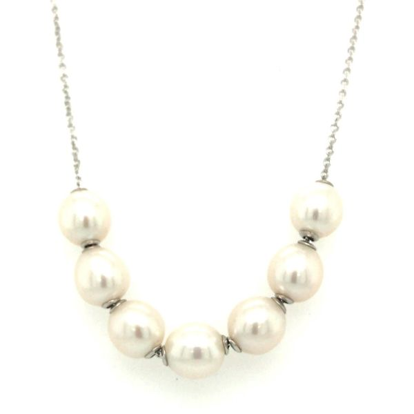 Pearl Necklace Image 2 Morrison Smith Jewelers Charlotte, NC