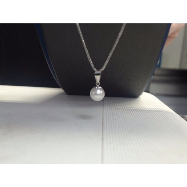 Pearl Jewelry Moseley Diamond Showcase Inc Columbia, SC