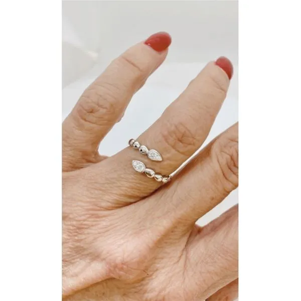 Diamond open bypass ring