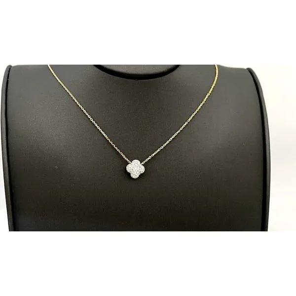 Clover necklace