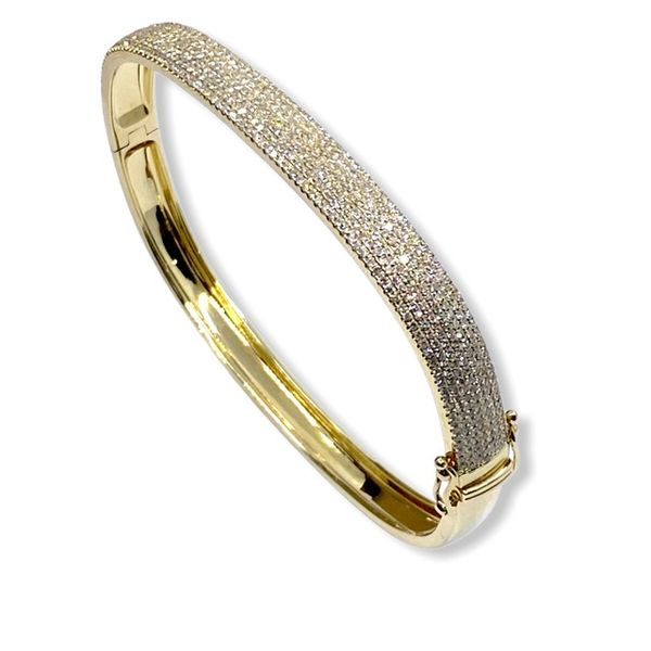 Javeri Jewelers diamond bangle 