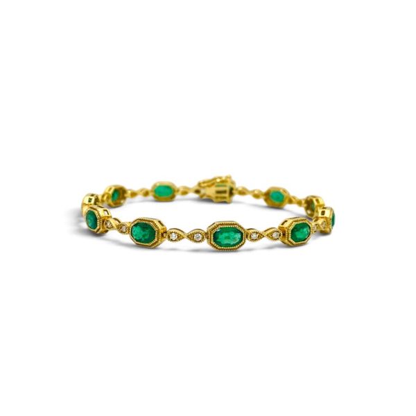 Emerald & Diamond Link Bracelet in 14K Yellow Gold – 6.17 CT TW Emeralds Javeri Jewelers Inc Frisco, TX