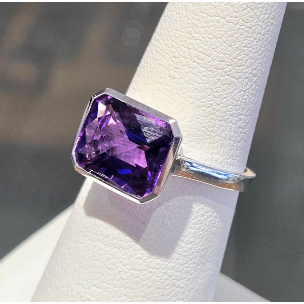 Colored Stone Fashion Ring Image 2 Northwood Jewelers Northwood, OH