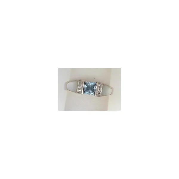 Womens Colored Stone Fashion Ring