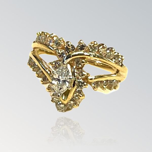 Estate - 14K Diamond Ring Orin Jewelers Northville, MI