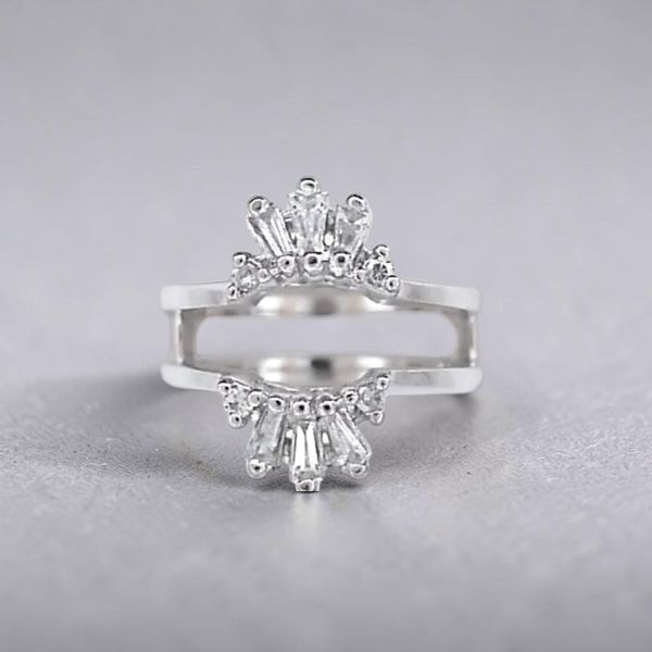 Estate Collection - 14K White Gold Diamond Wedding Ring Guard Orin Jewelers Northville, MI