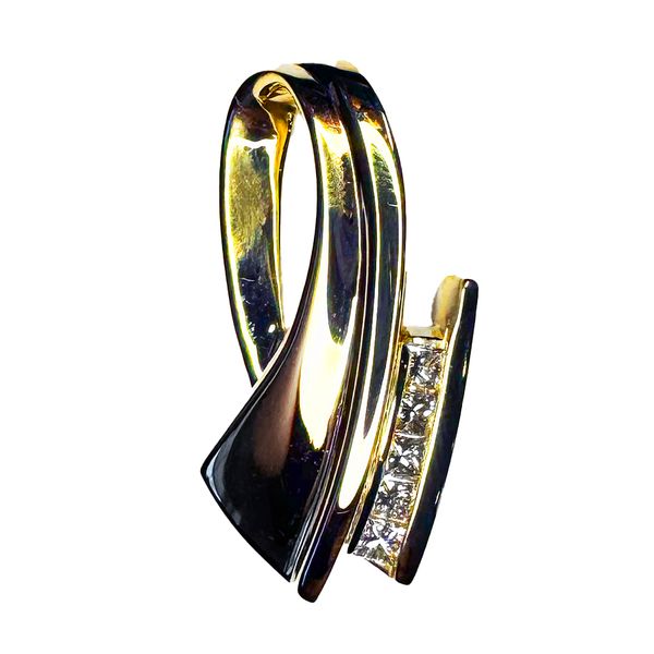 Estate - 14K Diamond Pendant Enhance Orin Jewelers Northville, MI