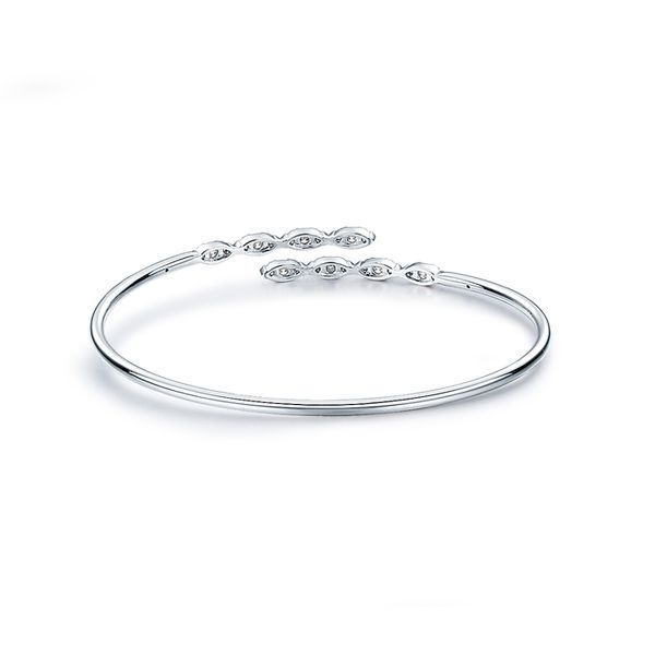 18K White Gold Aerial Marquise Flexi Bangle Bracelet By Hearts On Fire Image 2 Orin Jewelers Northville, MI