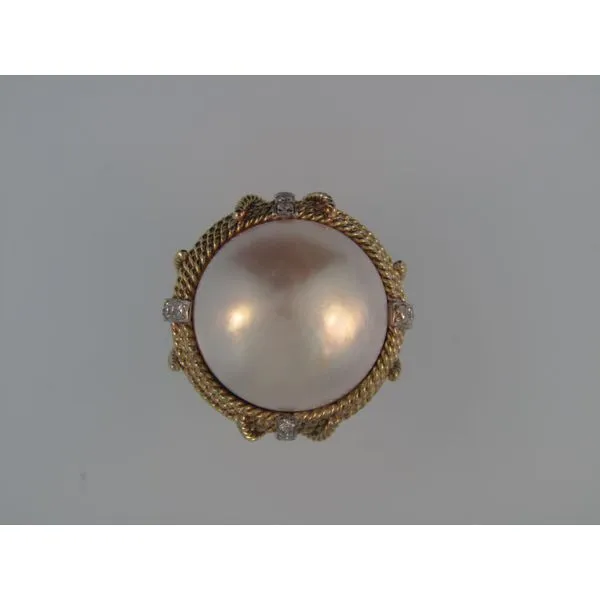 ESTATE - Lady's 14K Yellow Gold Mabe Pearl & Diamond Ring Orin Jewelers Northville, MI