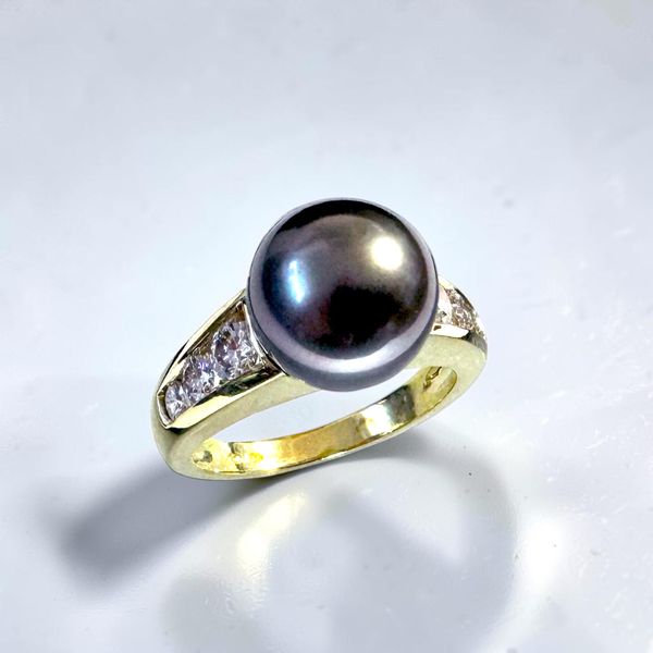 Estate Collection - 18K Yellow Gold Tahitian Pearl & Diamond Ring Orin Jewelers Northville, MI