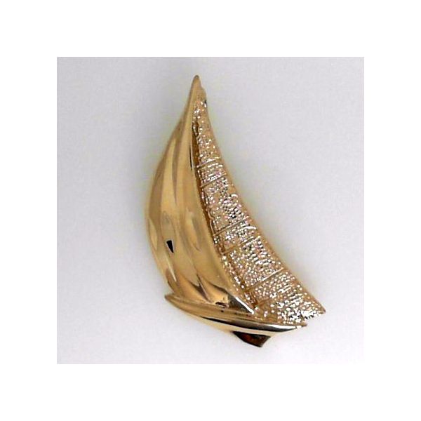 Estate - 14K Sail Boat Charm Orin Jewelers Northville, MI