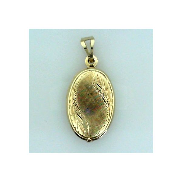 Estate - 14K Oval Carved Locket Orin Jewelers Northville, MI