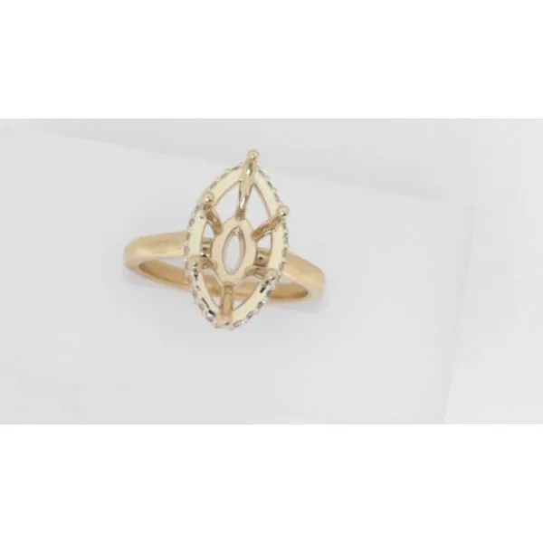 Lab Grown Diamond Engagement Ring
