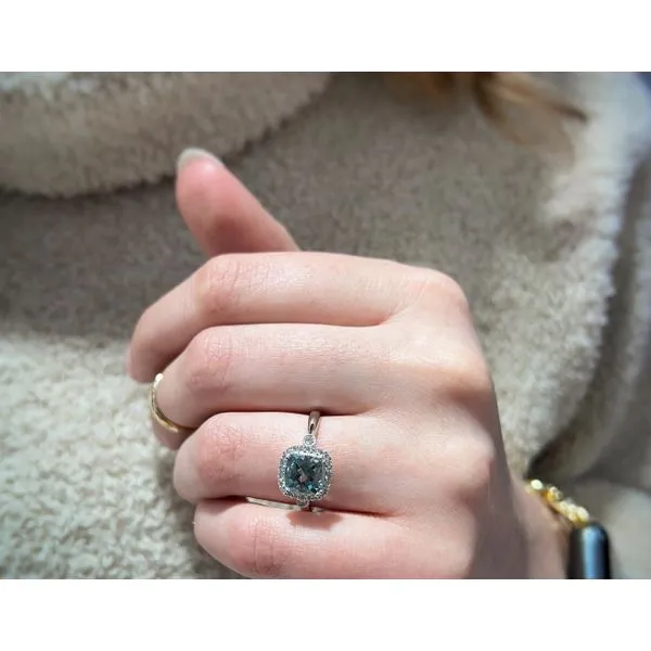 Aquamarine ring Image 2 Parkers' Karat Patch Asheville, NC