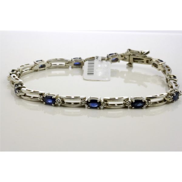 Natural Blue Sapphire & Diamond Bracelet Image 2 Parkers' Karat Patch Asheville, NC