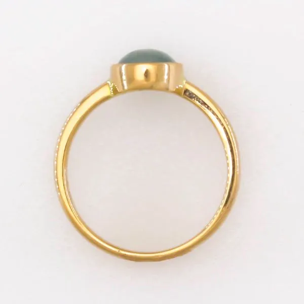 WHITE & GREEN JADE RING IN YELLOW GOLD Image 2 Parkers' Karat Patch Asheville, NC