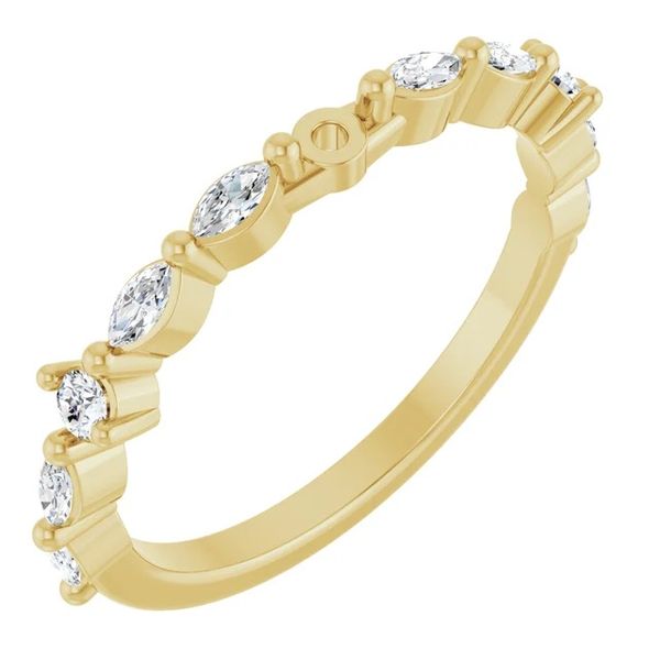 Semi Mount Pat's Jewelry Centre Sioux Center, IA