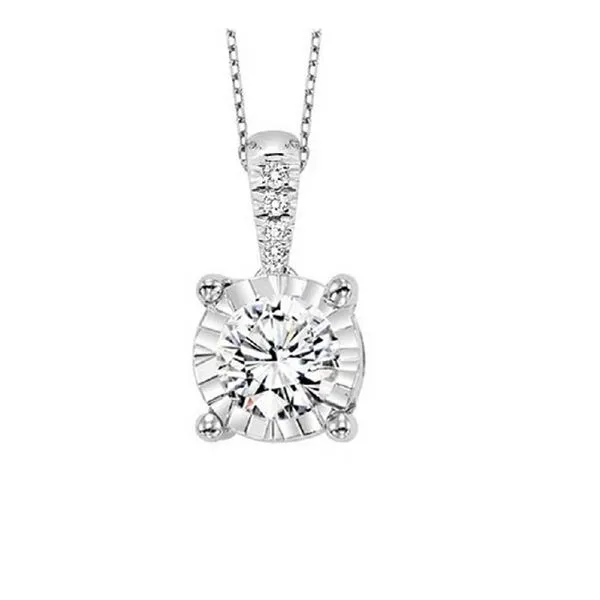 Diamond Pendant Pat's Jewelry Centre Sioux Center, IA
