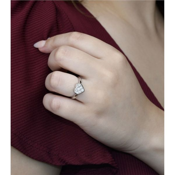 18 Karat White Gold Invisible-set Heart Solitaire Style Engagement Ring Image 3 Paul Bensel Jewelers Yuma, AZ