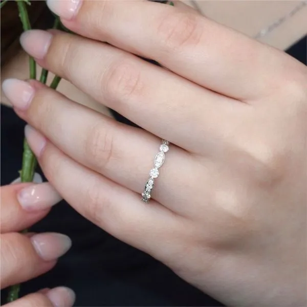 18K White Gold Marquise-Dot Stackable Diamond Band Image 2 Paul Bensel Jewelers Yuma, AZ