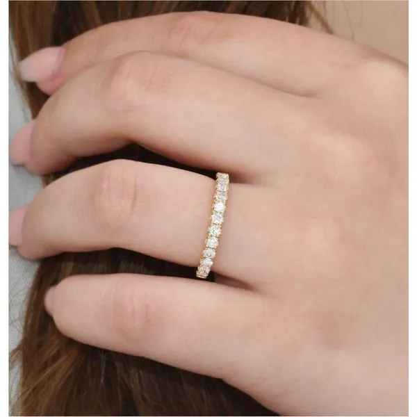 14K Yellow Gold 0.65 ctw French V-Split Diamond Band Image 2 Paul Bensel Jewelers Yuma, AZ