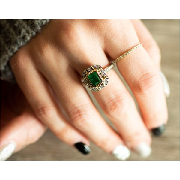 14K and 18K Two Tone Bensel Made Emerald Cut Halo Emerald Ring Image 2 Paul Bensel Jewelers Yuma, AZ