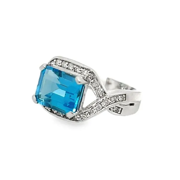 Gemstone Fashion Ring Perry's Emporium Wilmington, NC