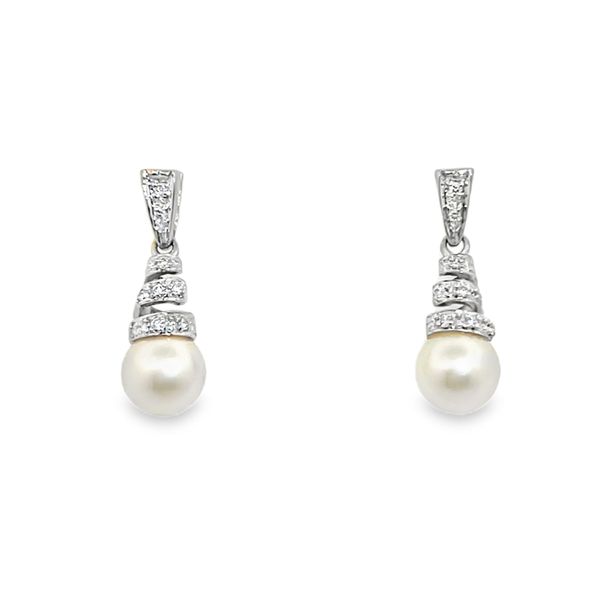 Pearl Earrings Perry's Emporium Wilmington, NC