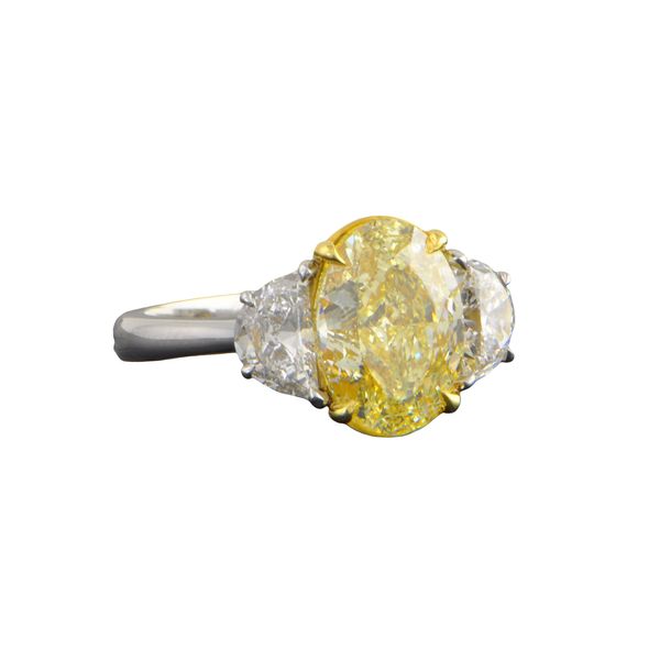 Fancy Light Yellow Oval Cut Diamond Ring in Platinum Image 2 Perry's Diamonds & Estate Jewelry Charlotte, NC