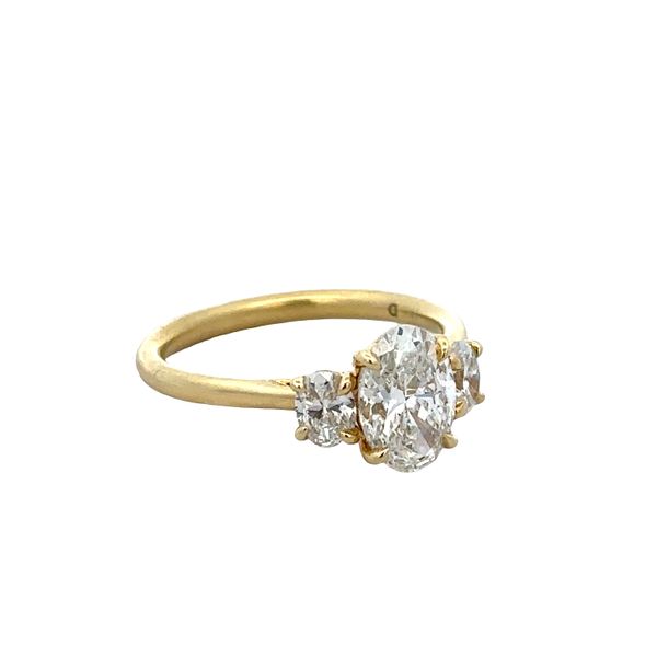 18k Yellow Gold Oval Diamond Three-Stone Engagement Ring – Size 6.75 Image 2 Perry's Diamonds & Estate Jewelry Charlotte, NC