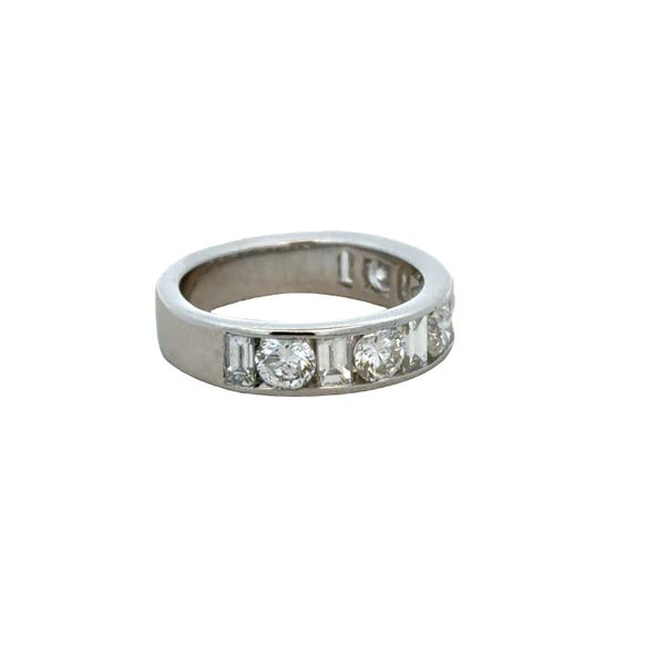 Platinum Round Brilliant & Baguette Diamond Wedding Band – Size 4.5 Image 2 Perry's Diamonds & Estate Jewelry Charlotte, NC