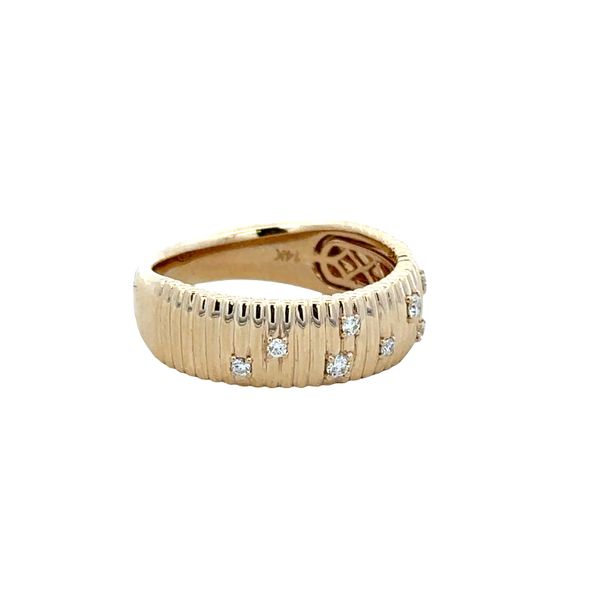14k Yellow Gold Textured Diamond Ring – Size 6.5 Image 2 Perry's Diamonds & Estate Jewelry Charlotte, NC