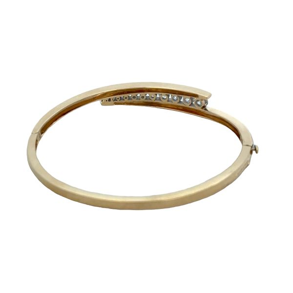 14k Yellow Gold 1.36 CT Graduated Diamond Bypass Bangle Bracelet Image 2 Perry's Diamonds & Estate Jewelry Charlotte, NC