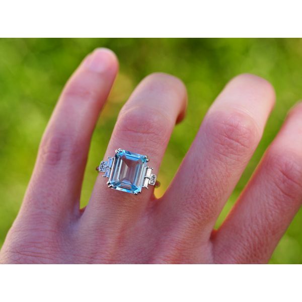 Aquamarine and Diamond Ring in White Gold Image 4 Perry's Diamonds & Estate Jewelry Charlotte, NC