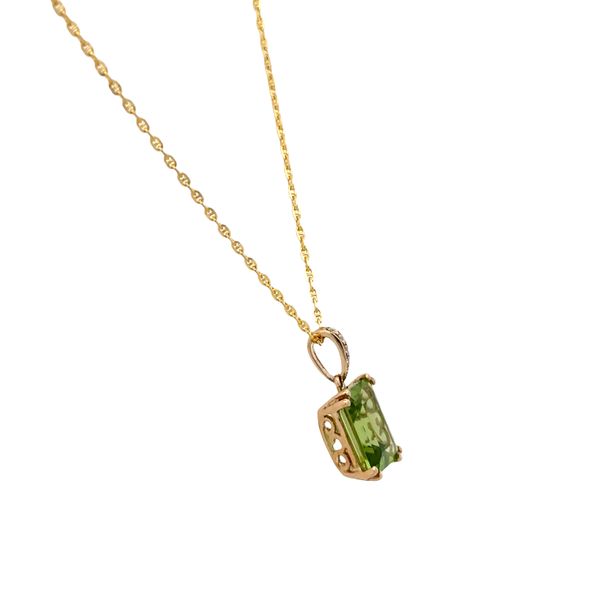 14k Yellow Gold Peridot and Diamond Pendant Necklace Image 2 Perry's Diamonds & Estate Jewelry Charlotte, NC