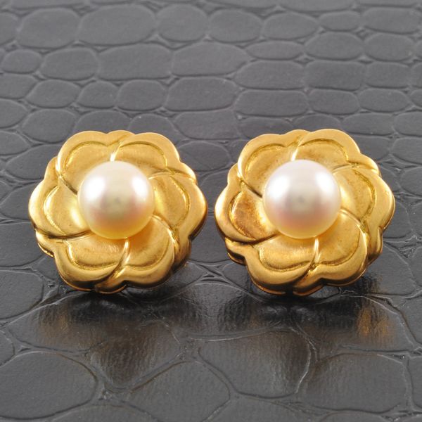 9.2 MM Akoya Pearl Flower Earrings in 18K Yellow Gold Perry's Diamonds & Estate Jewelry Charlotte, NC