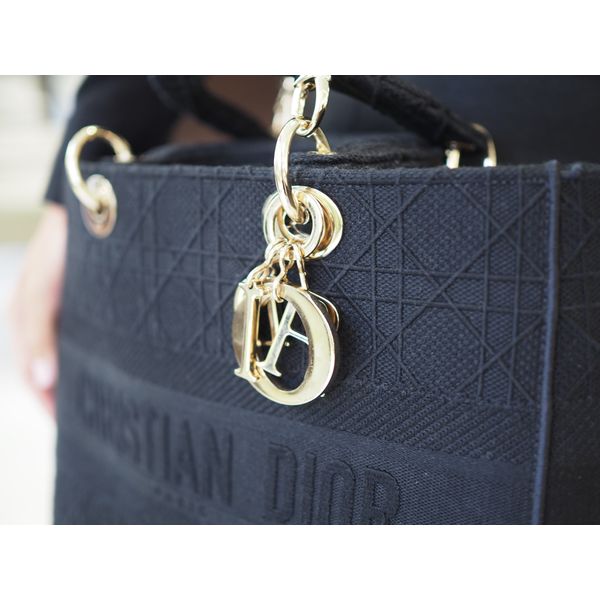 Pre-Owned Christian Dior Medium D-Lite Cannage Embroidered Canvas Handbag Image 2 Perry's Diamonds & Estate Jewelry Charlotte, NC