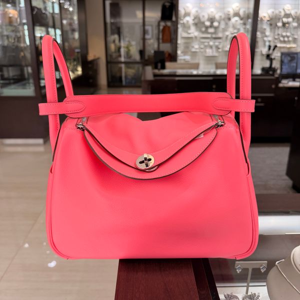 Pre-Owned Hermès Lindy 30 Clemence Leather Handbag in Rose Azalée with Palladium Hardware – Circa 2012 Perry's Diamonds & Estate Jewelry Charlotte, NC