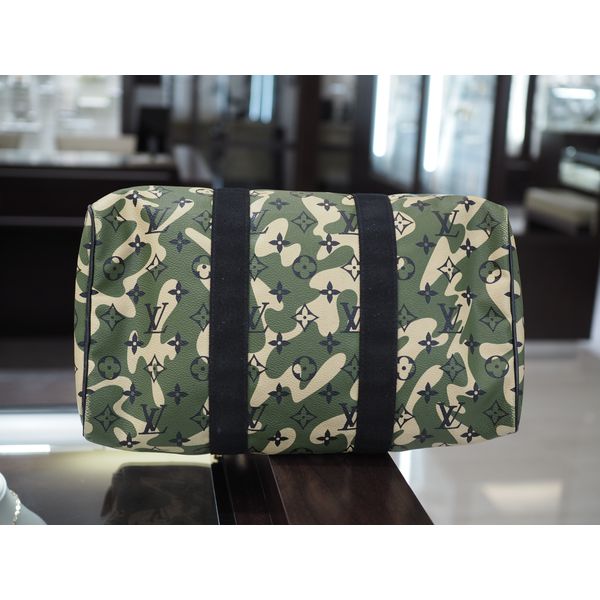 Pre-Owned Limited Edition Louis Vuitton x Takashi Murakami Monogramouflage Speedy 35 Handbag – M95773 – Circa 2008 Image 3 Perry's Diamonds & Estate Jewelry Charlotte, NC