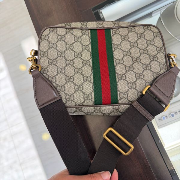 Pre-Owned Gucci Canvas Crossbody Bag with Signature Web Stripe – Circa 2025 Image 3 Perry's Diamonds & Estate Jewelry Charlotte, NC