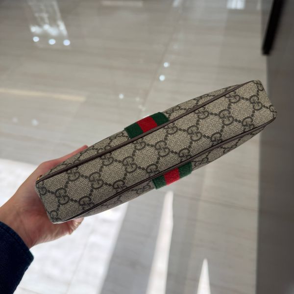 Pre-Owned Gucci Canvas Crossbody Bag with Signature Web Stripe – Circa 2025 Image 4 Perry's Diamonds & Estate Jewelry Charlotte, NC