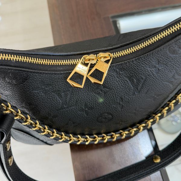 Pre-Owned Louis Vuitton Boulogne PM Handbag with Gold-Tone Chain & Black Leather Strap Image 2 Perry's Diamonds & Estate Jewelry Charlotte, NC
