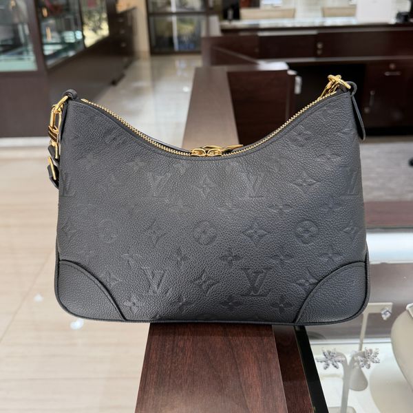 Pre-Owned Louis Vuitton Boulogne PM Handbag with Gold-Tone Chain & Black Leather Strap Image 3 Perry's Diamonds & Estate Jewelry Charlotte, NC