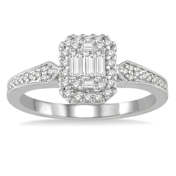 Engagement Ring Peter & Co. Jewelers Avon Lake, OH