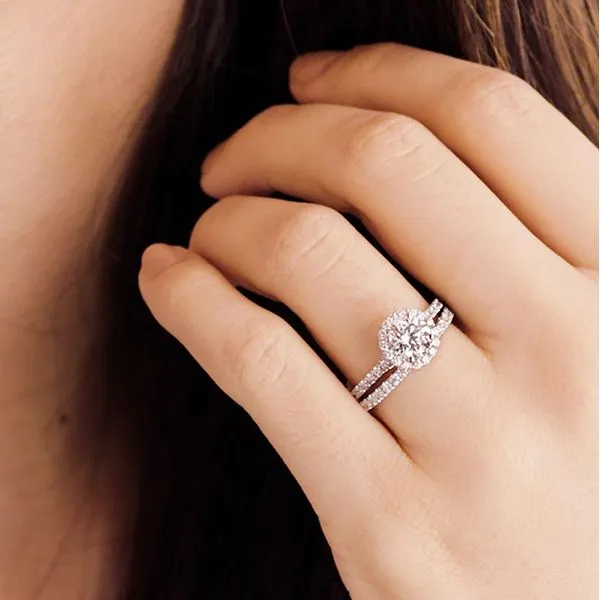 Hearts On Fire Transcend Single Halo Solitaire Engagement Ring Image 4 Peter & Co. Jewelers Avon Lake, OH