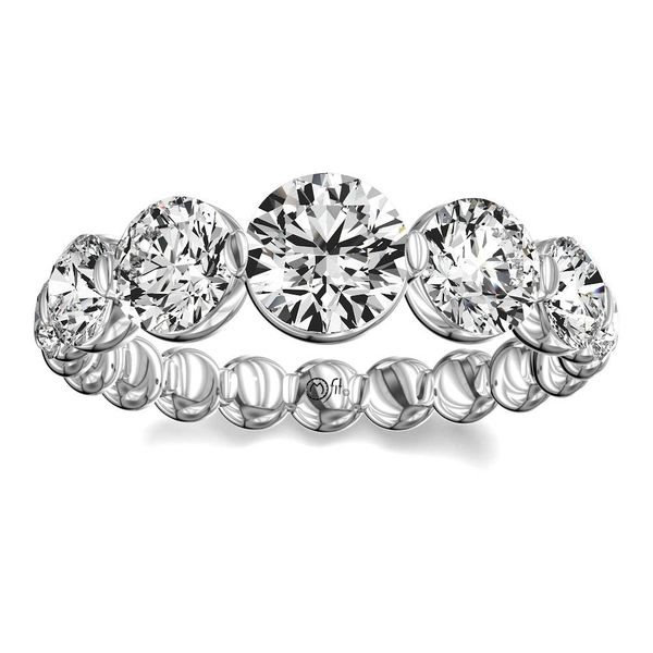 Diamond Graduated Ring Image 3 Peter & Co. Jewelers Avon Lake, OH