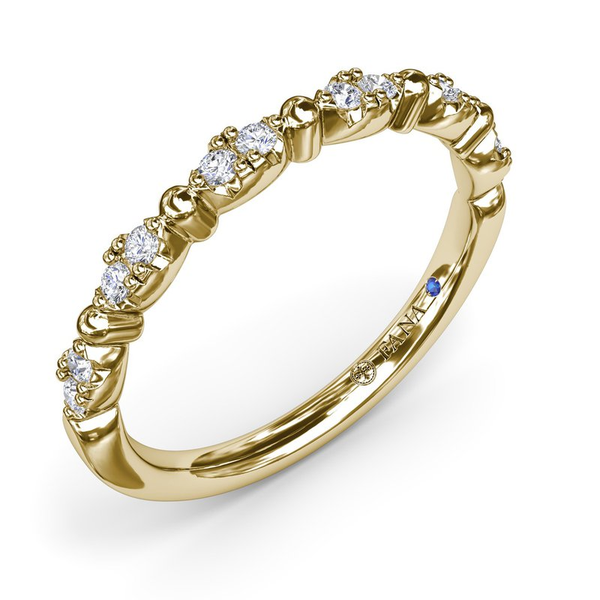Fana Floating Shared Prong Diamond Band Image 2 Peter & Co. Jewelers Avon Lake, OH