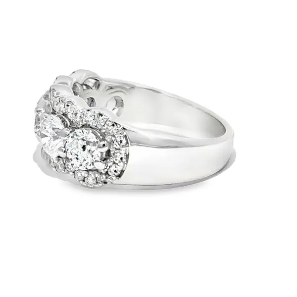 Fashion Ring Image 4 Peter & Co. Jewelers Avon Lake, OH