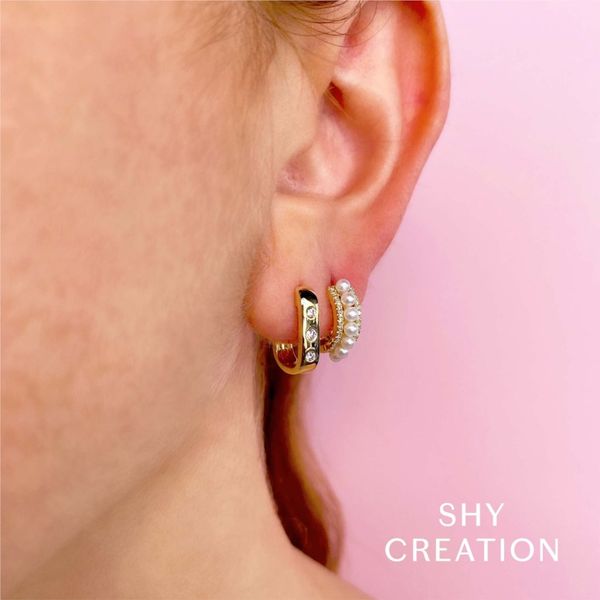 Shy Creation Diamond & Cultured Pearl Huggie Earrings Image 2 Peter & Co. Jewelers Avon Lake, OH